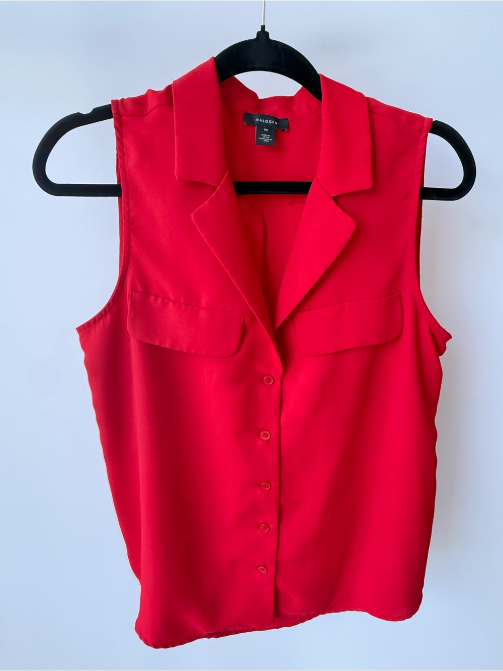 Halogen Red Sleeveless Button-Down Collared Tank
